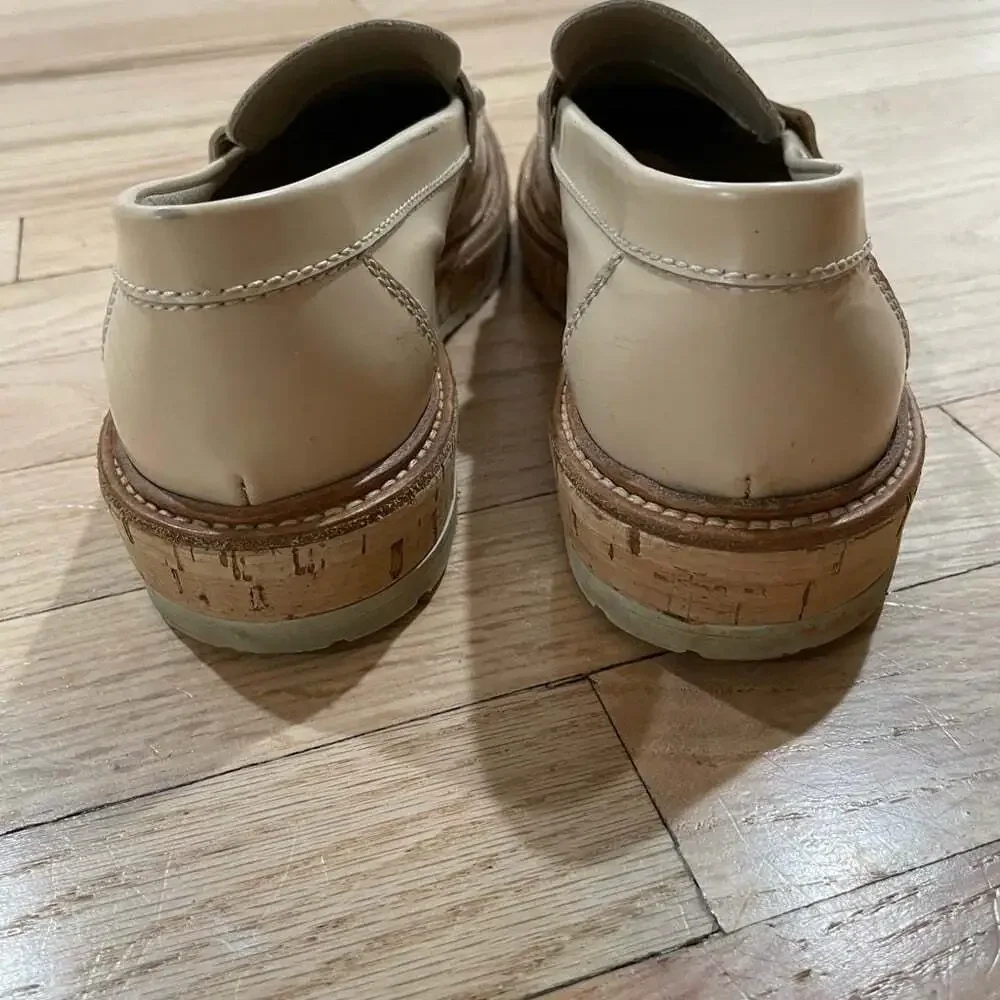 AGL Woman’s Platform Spring/Summer Slip On Cream Leather Loafers Sz 9